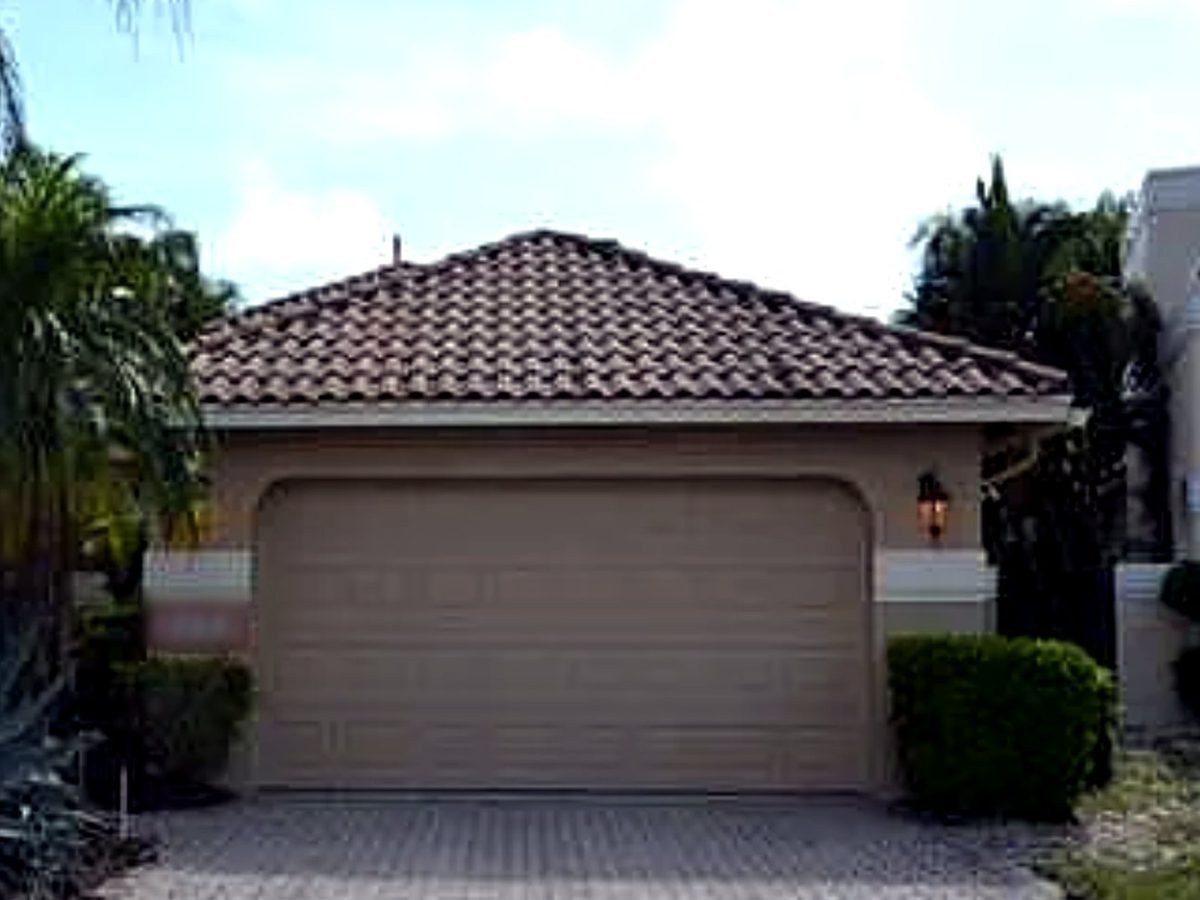 Home before second-story addition